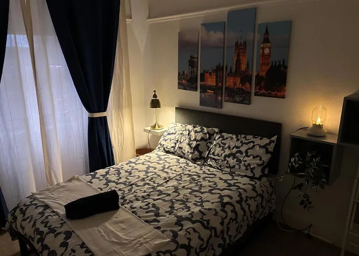 Stay Surfing Guest House